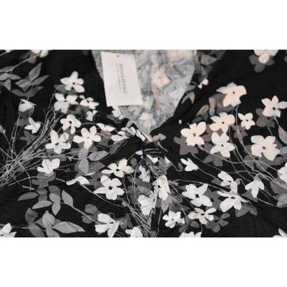 Banana Republic Cap Sleeve V-Neck Top, NWT, Medium, Black, Gray, Floral Print - Picture 3 of 5